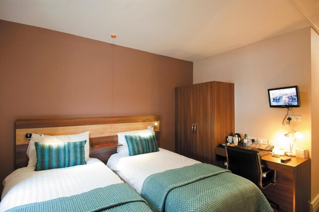 The Cedars Hotel Wokingham Phòng bức ảnh